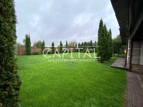будинок за адресою с. Креничі, Польова, 26