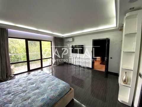 будинок за адресою с. Креничі, Польова, 26