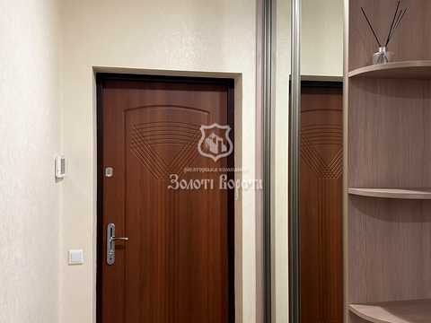 квартира по адресу Сім'ї Кульженків ул. (Петра Дегтяренка), 35