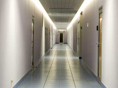 комерційна за адресою Дегтярівська вул., 62