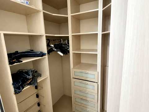 квартира по адресу Голосеевская ул., 13