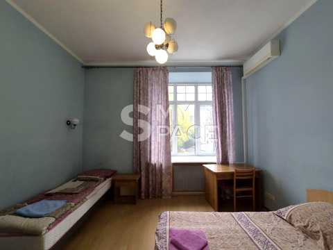 комерційна за адресою Круглоуніверситетська вул., 7