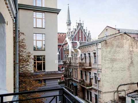 комерційна за адресою Велика Васильківська вул. (Червоноармійська), 79