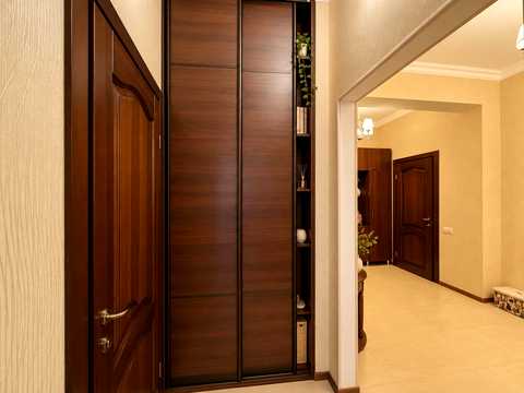 квартира за адресою Ділова вул. (Димитрова), 4