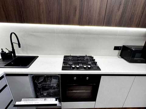 квартира за адресою Щаслива вул., 65