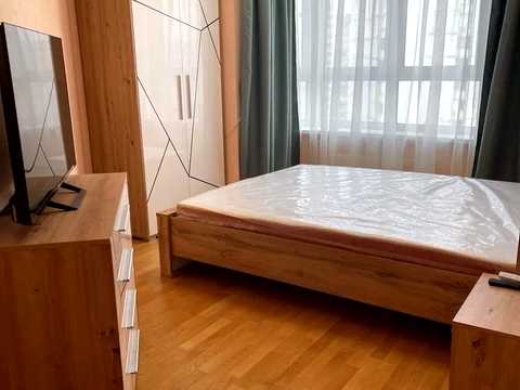 квартира по адресу Александра Мишуги ул., 2