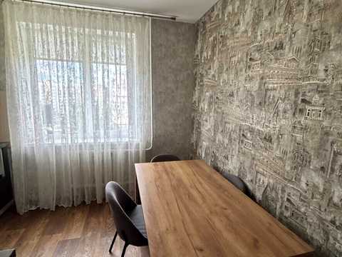 квартира за адресою Миколи Ващука вул. (Квятека), 13