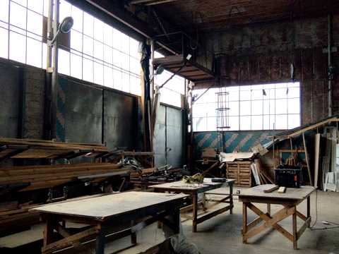 комерційна за адресою Дніпро, Вітчизняна вул., 15