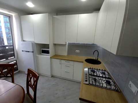 квартира по адресу Героев Небесной Сотни просп., 18/2