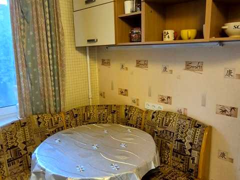 квартира за адресою Верховної Ради бульв., 18