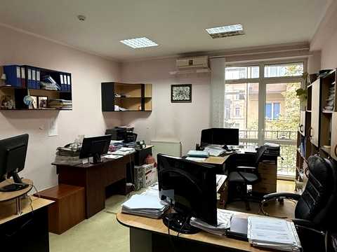 комерційна за адресою Січових Стрільців вул., 58