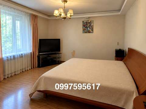 будинок за адресою Паркова вул., 25