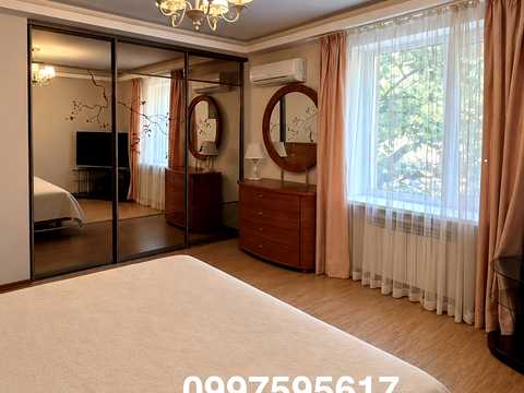 будинок за адресою Паркова вул., 25