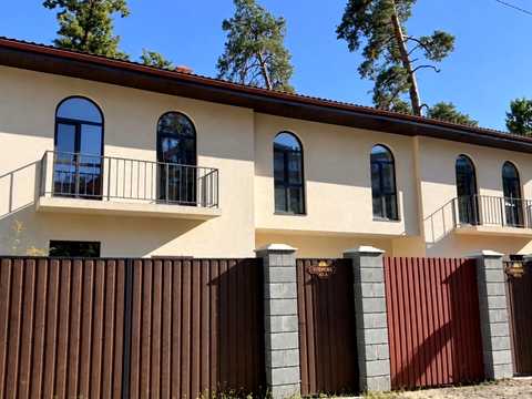 будинок за адресою Кленова вул., 43