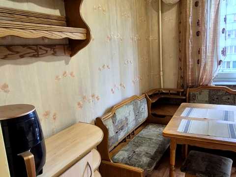 квартира за адресою Митрополита Андрея Шептицького вул. (Анатолія Луначарського), 3