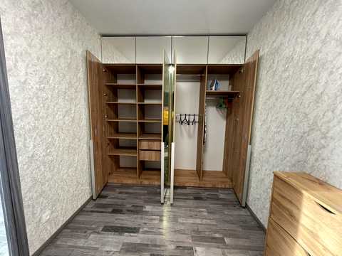 квартира по адресу Ревуцкого ул., 40-В