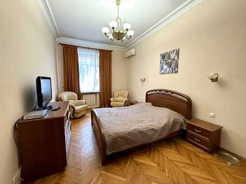 квартира за адресою Бориса Грінченка вул., 4