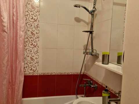 квартира по адресу Контр-адмирала Лунина ул., 7б
