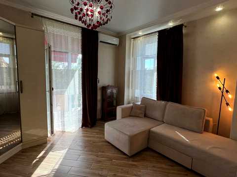 квартира за адресою Травневий пров., 6