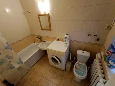 будинок за адресою с. Нова Дофінівка, Шкільна вул.