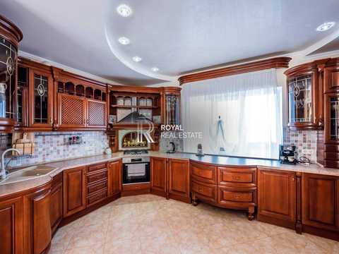 дом по адресу Лесі Українки