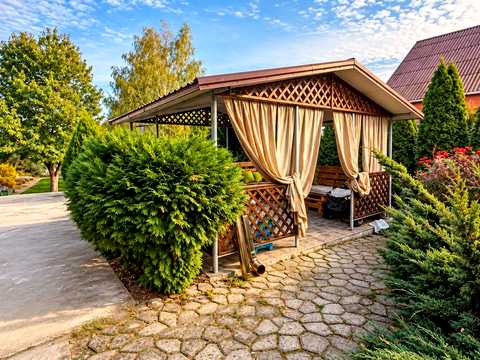 будинок за адресою залізнична, 24