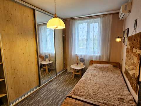 дом по адресу 32-я Линия ул., 11