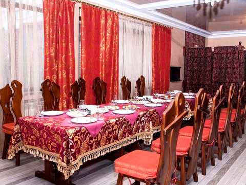 комерційна за адресою Гната Юри вул., 12А