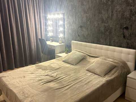 квартира за адресою Київ, Зарічна вул., 6 к1
