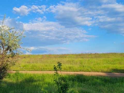 ділянка за адресою с. Красносілка, 