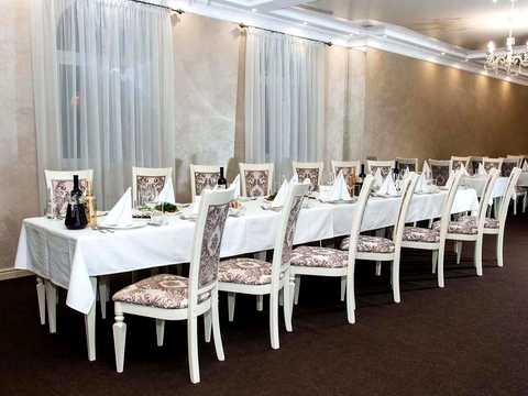 комерційна за адресою Гната Юри вул., 12А