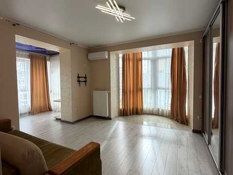квартира за адресою Слобідська вул., 24