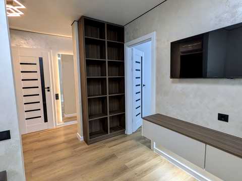 квартира за адресою Хриплинська вул., 9