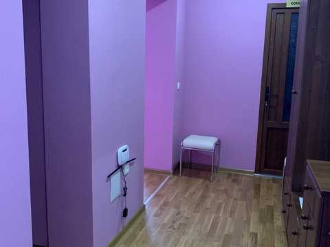 комерційна за адресою Августина Волошина вул., 6