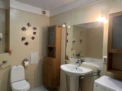 квартира за адресою Драгоманова вул., 44-А