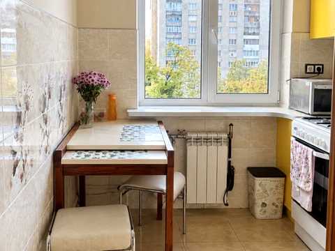 квартира за адресою Євгена Патона вул., 6-А