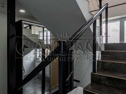 комерційна за адресою Петра Григоренка просп., 22/20