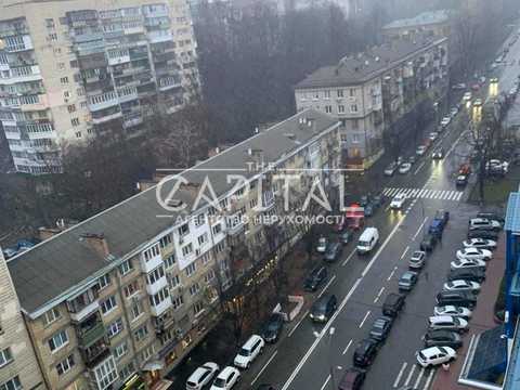 коммерческая по адресу Кловский спуск, 7