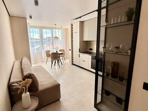 квартира за адресою Степана Бандери просп., 46