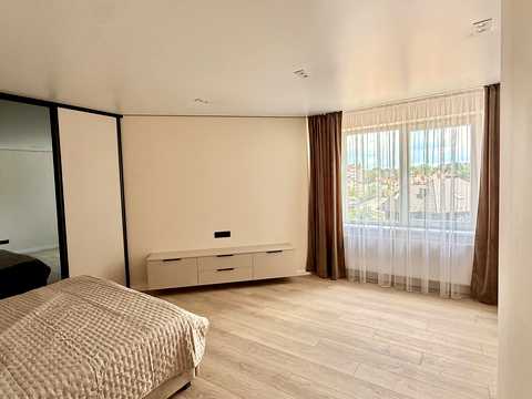 квартира за адресою Степана Бандери просп., 46