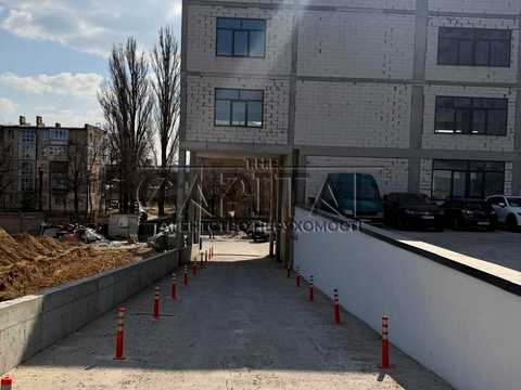 комерційна за адресою Данила Щербаківського вул. (Щербакова), 16