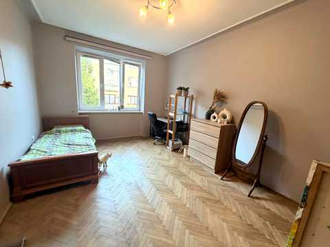 квартира за адресою Глибока вул., 13