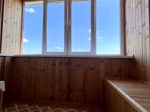 квартира за адресою Ревуцького вул., 36/2