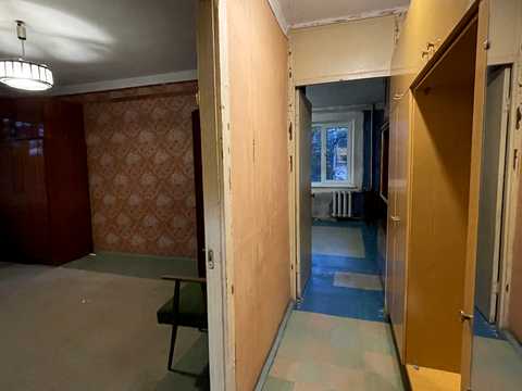 квартира за адресою Юрія Кондратюка вул. (Комунарівська), 1