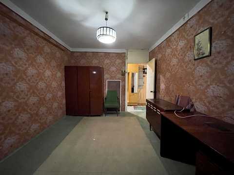 квартира за адресою Юрія Кондратюка вул. (Комунарівська), 1