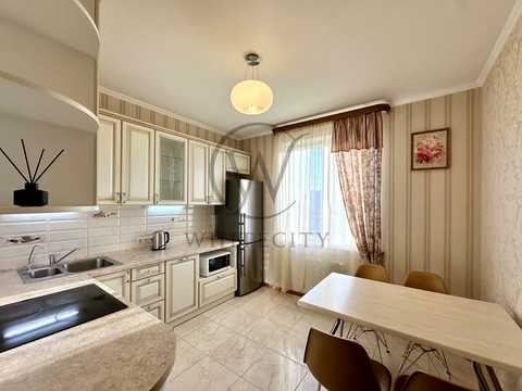 квартира за адресою Київ, В'ячеслава Чорновола вул., 27