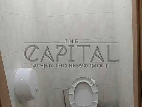 комерційна за адресою Велика Житомирська вул., 18