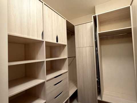 квартира по адресу Джона Маккейна ул. (Івана Кудрі), 26