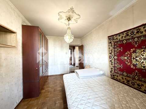 квартира за адресою Академіка Корольова вул., 118