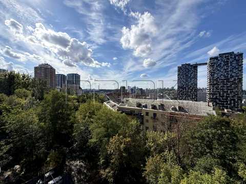 квартира за адресою Василя Тютюнника вул. (Анрі Барбюса), 5-Б